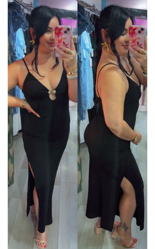 Robe matière côtelée détail bijou coquillage