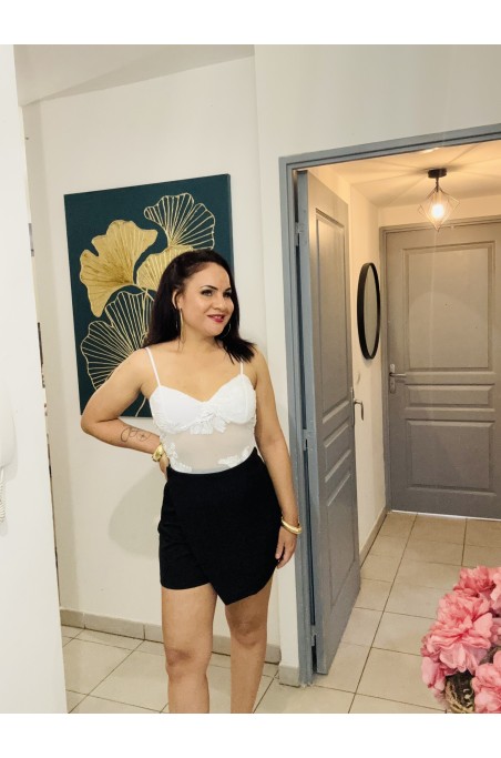 Body transparent détail broderie