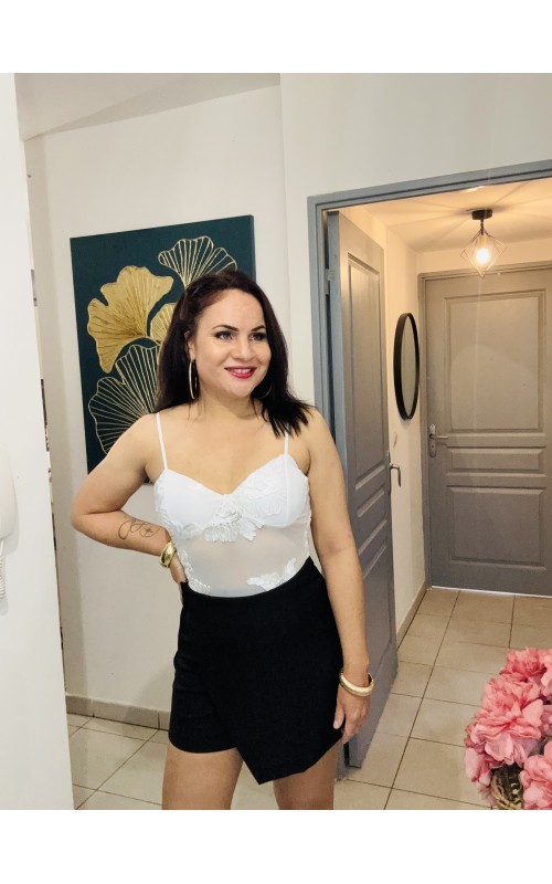 Body transparent détail broderie