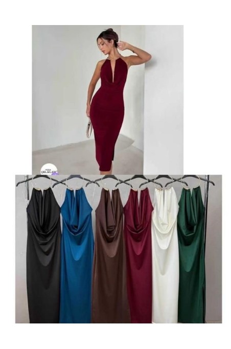 Robe moulante avec collier