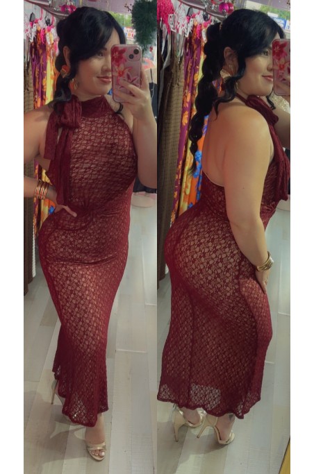 Robe col montant dos nu dentelle