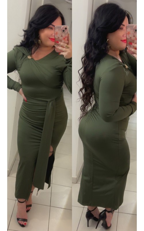 Robe manche longue avec traîne