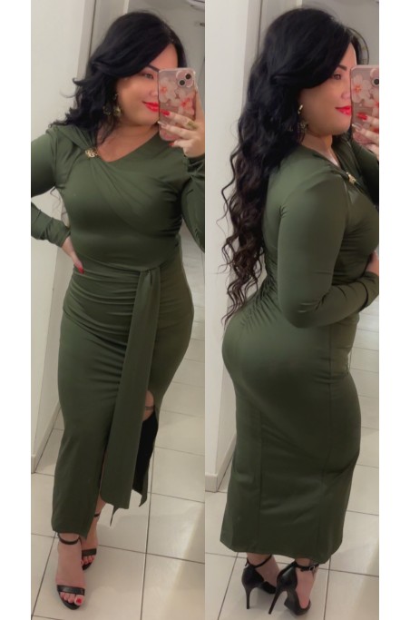 Robe manche longue avec traîne