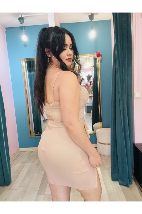 Robe courte plissée et fendue